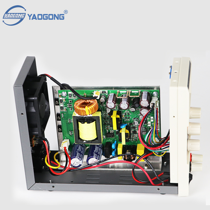 Fuente de Alimentación CC Conm - Power Tools Technician reseña y precio
